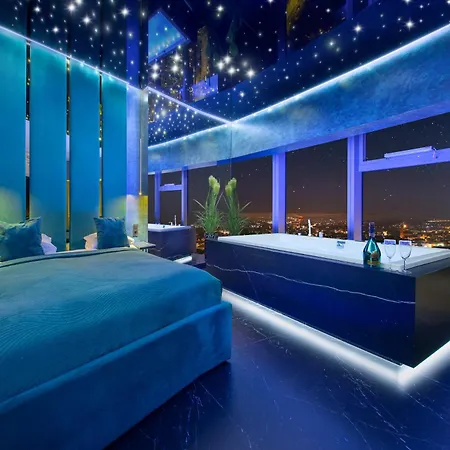 Apartamenty Sky Tower Z Jakuzzi Przy Oknie Wroclaw Exterior photo