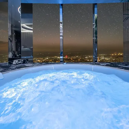 Apartamenty Sky Tower Z Jakuzzi Przy Oknie Wroclaw Exterior photo