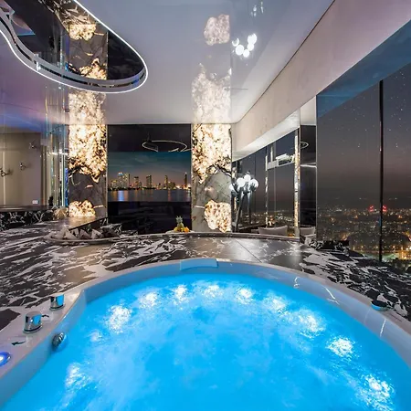 Apartamenty Sky Tower Z Jakuzzi Przy Oknie Wroclaw Exterior photo