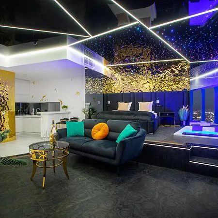 Apartamenty Sky Tower Z Jakuzzi Przy Oknie Wroclaw Room photo