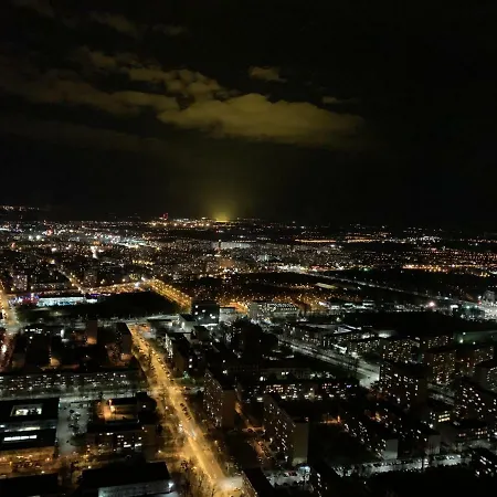 Apartamenty Sky Tower Z Jakuzzi Przy Oknie Wroclaw Exterior photo