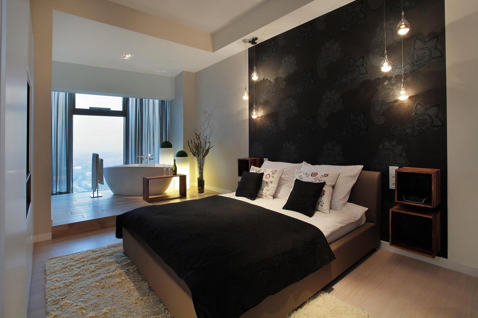 Sky Tower Z Jakuzzi Przy Oknie Appartamento