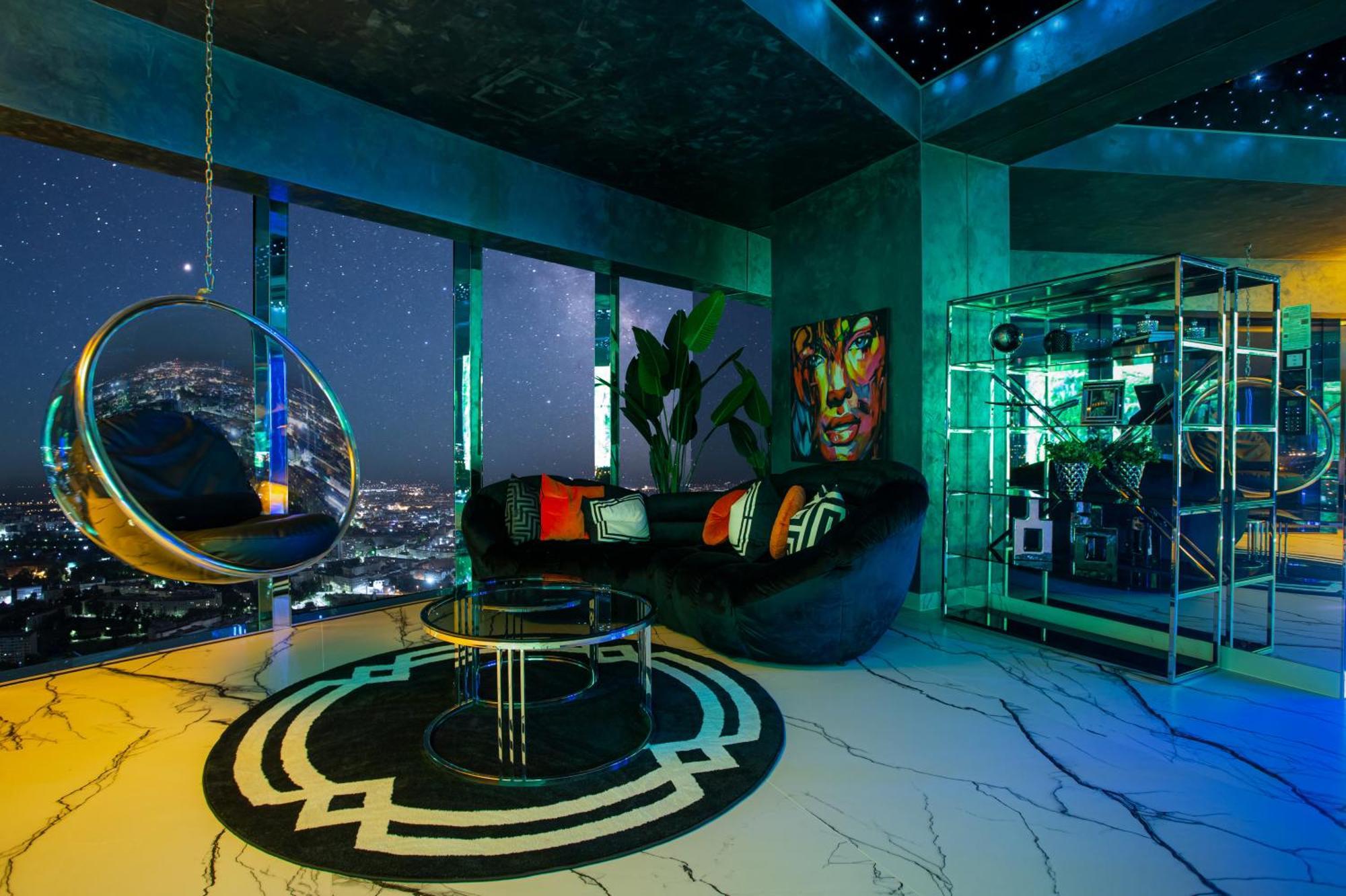 Appartamento Sky Tower Z Jakuzzi Przy Oknie *