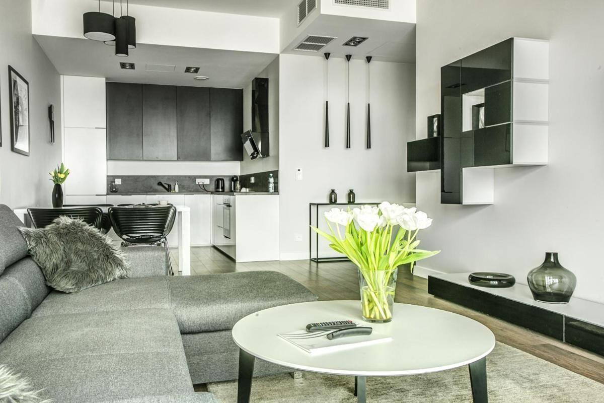 Sky Tower Z Jakuzzi Przy Oknie Appartamento Breslavia
