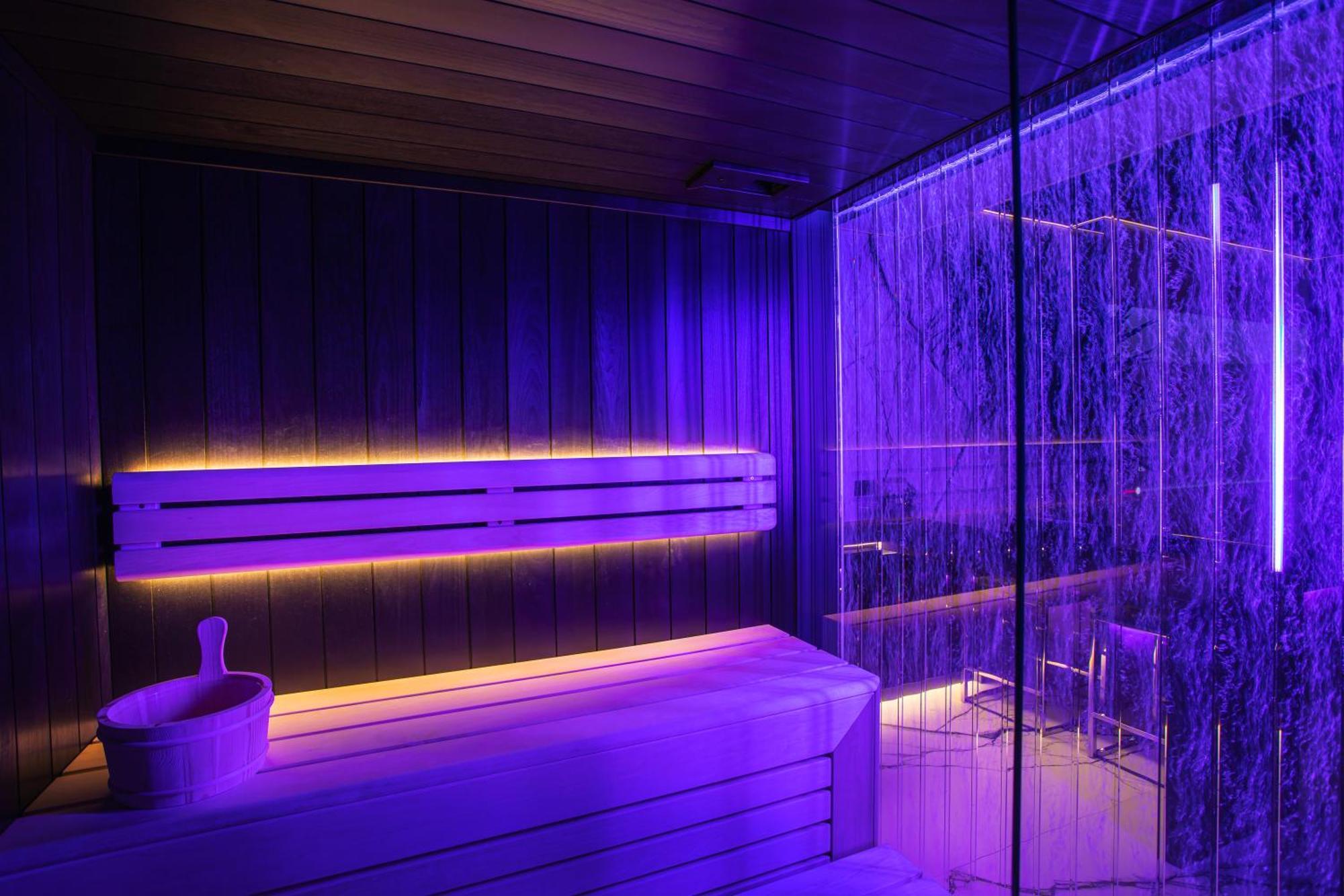 Sky Tower Z Jakuzzi Przy Oknie Apartamento *