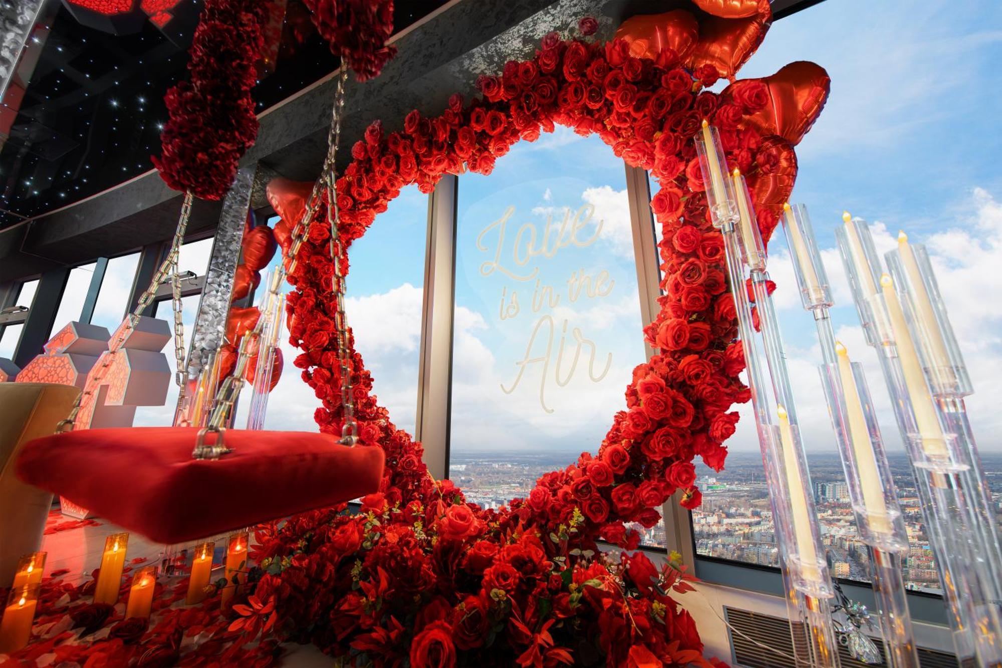 Sky Tower Z Jakuzzi Przy Oknie Breslavia