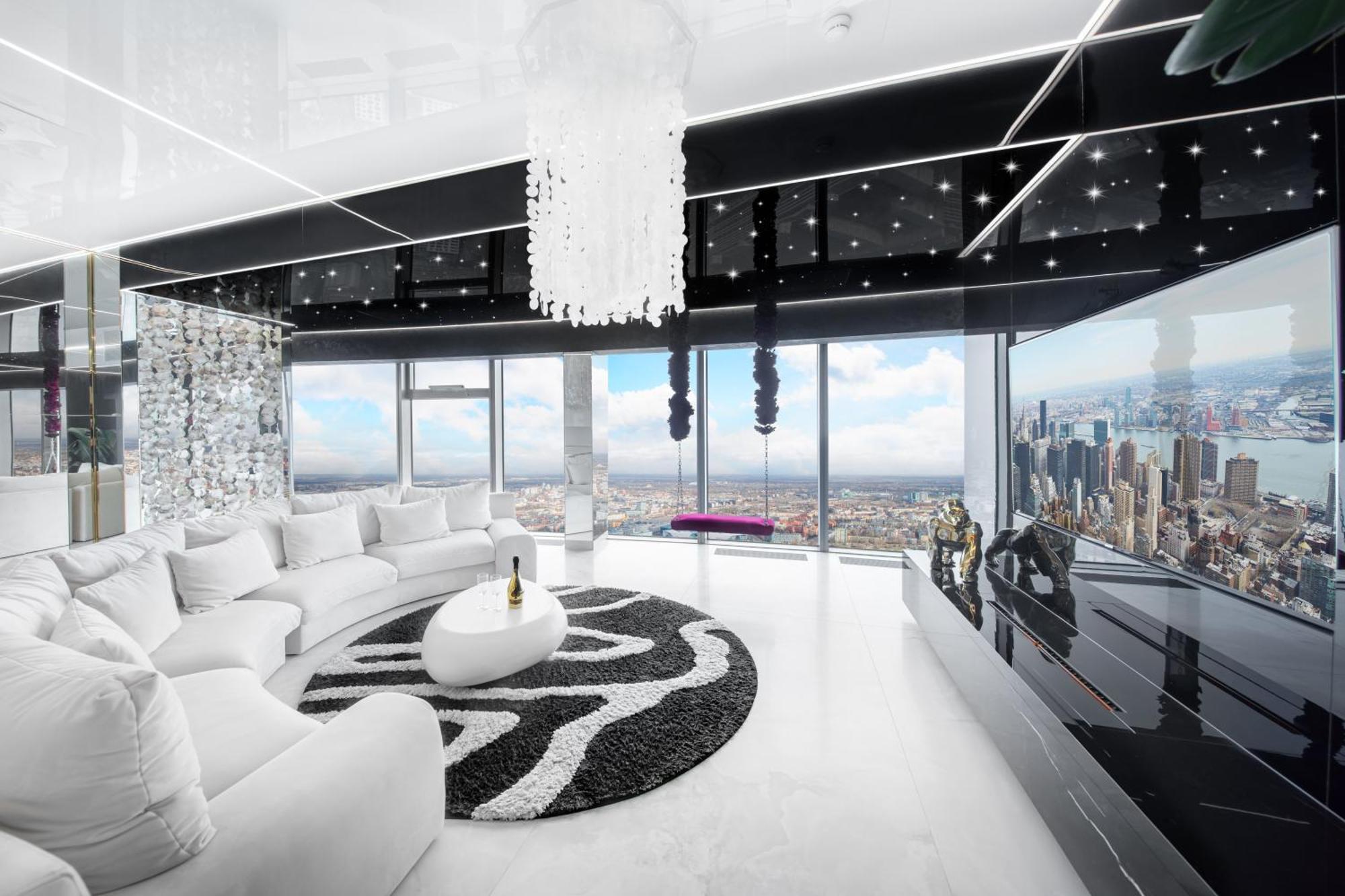Sky Tower Z Jakuzzi Przy Oknie *