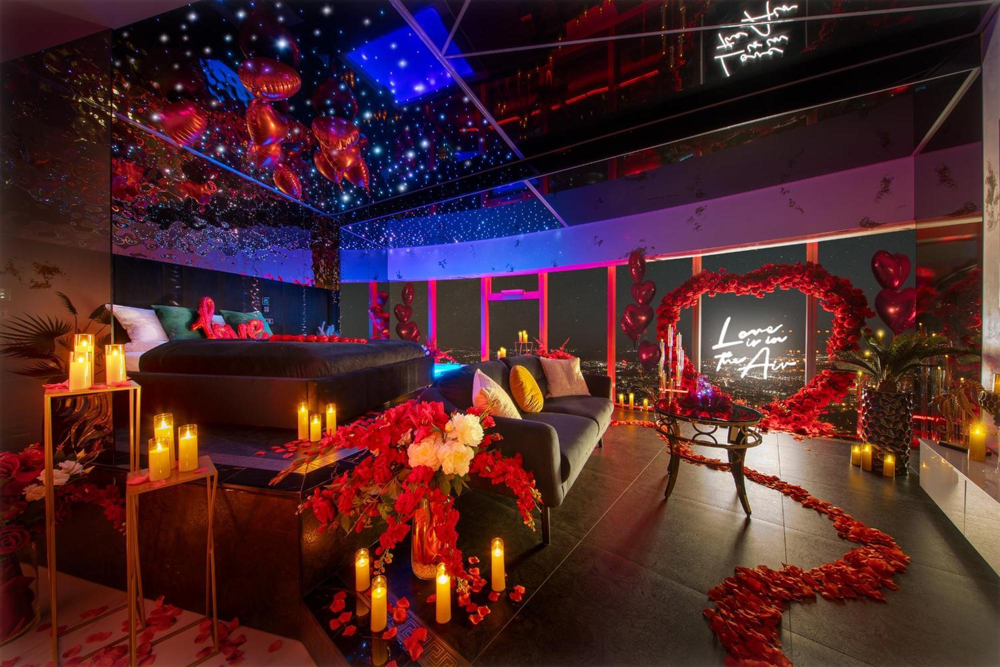 Sky Tower Z Jakuzzi Przy Oknie Appartamento *